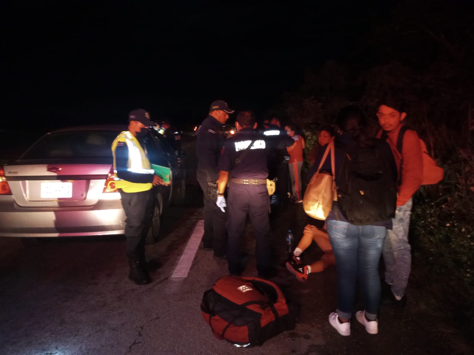 Cuerpos de emergencia se presentaron en la carretera Motul - Mérida para auxiliar a los lesionados Cuerpos de emergencia se presentaron en la carretera Motul - Mérida para auxiliar a los lesionados