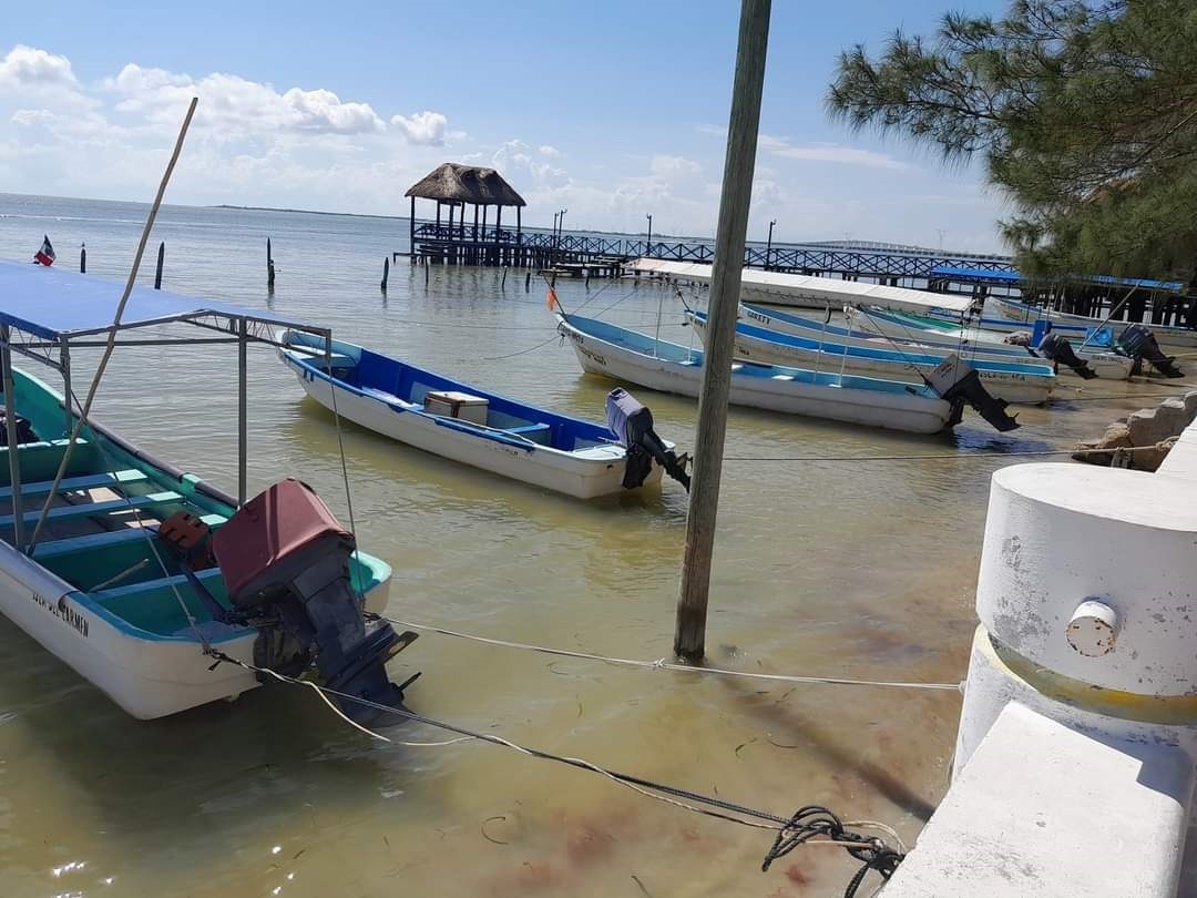 Los piratas modernos lograron llevarse los motores fuera de borda y dejarlos a la deriva
