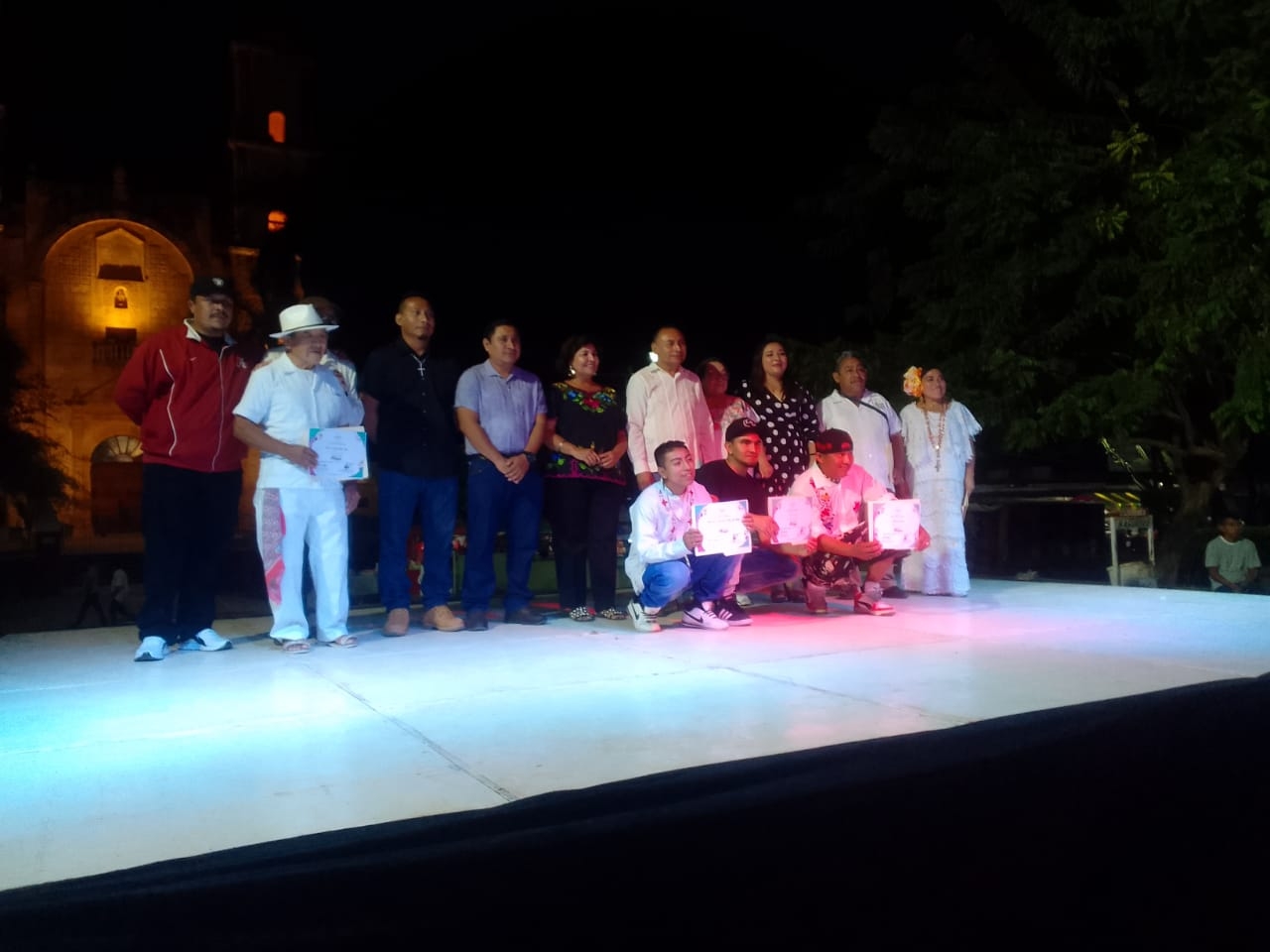 Participación los raperos conocidos pa'al k'iin Chepe Yucatán .y Hermenegildo Yah con canciones y adivinanzas en maya Participación los raperos conocidos pa'al k'iin Chepe Yucatán .y Hermenegildo Yah con canciones y adivinanzas en maya