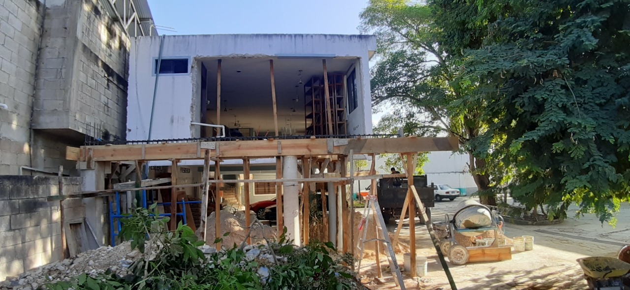 El contratista confío que está seguro de que el presidente municipal le dijo al arquitecto que no me de ninguna obra