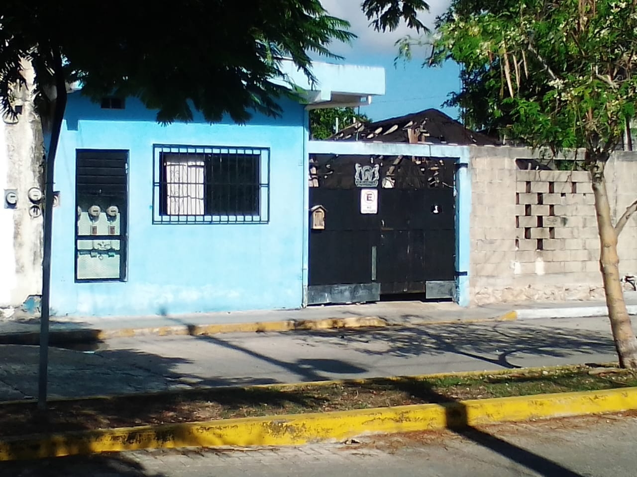 Aseguraron 14 envoltorios con marihuana, un envoltorio con cristal y un envoltorio con una sustancia a determinar Aseguraron 14 envoltorios con marihuana, un envoltorio con cristal y un envoltorio con una sustancia a determinar