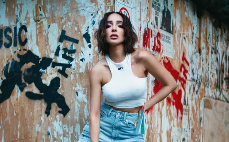 La exintegrante de 'Acapulco Shore' no pudo presentar su coreografía debido a que sufrió una aparatosa caída que la llevó al hospital