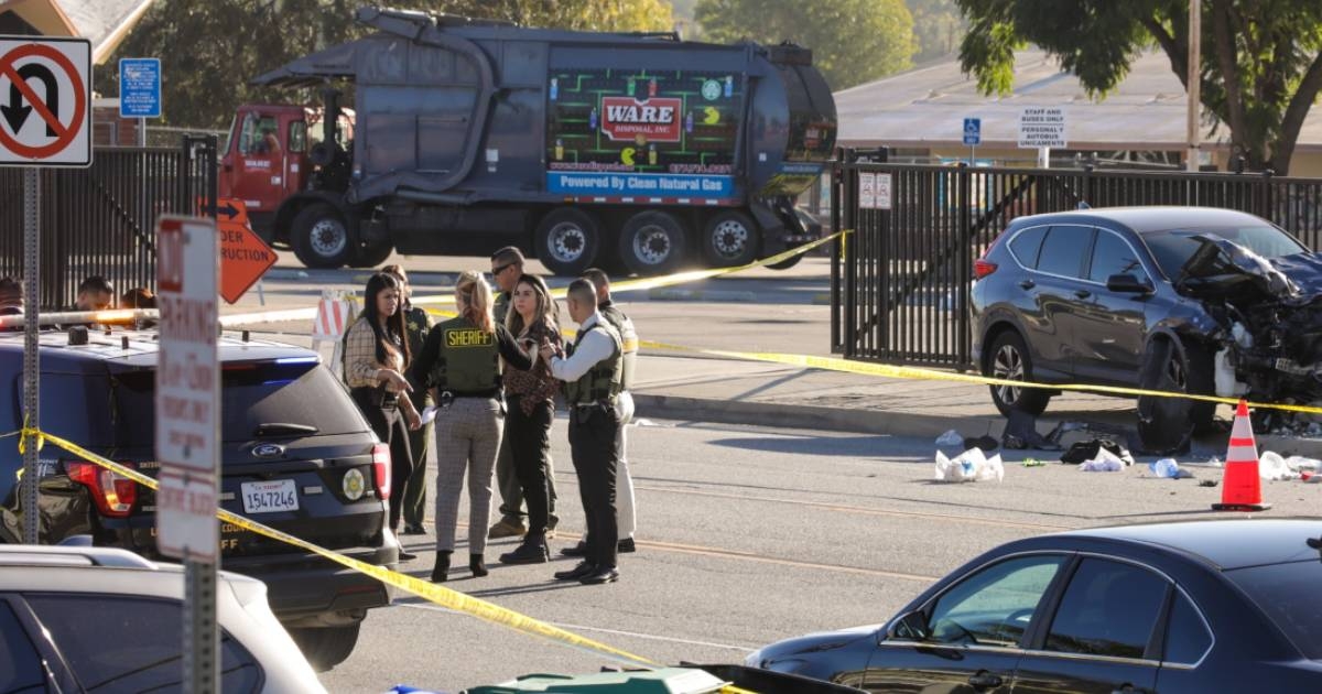Las autoridades de Los Ángeles están investigando lo ocurrido; hay cinco personas lesionadas de gravedad Las autoridades de Los Ángeles están investigando lo ocurrido; hay cinco personas lesionadas de gravedad