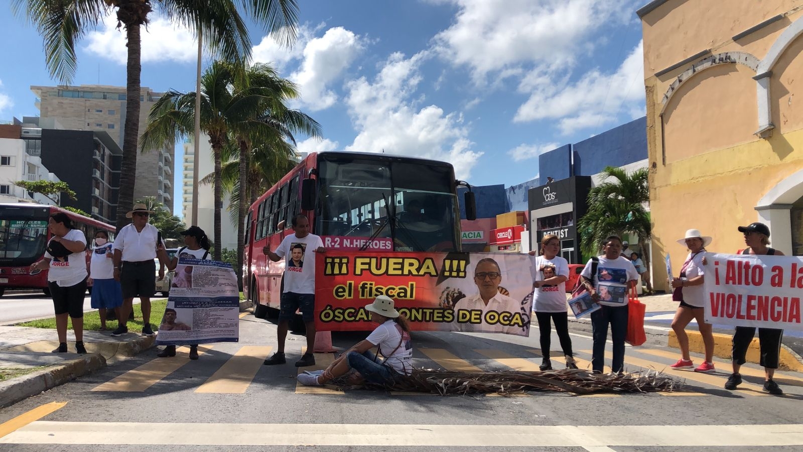 Los ciudadanos expresan su disgusto por el cierre de vialidades