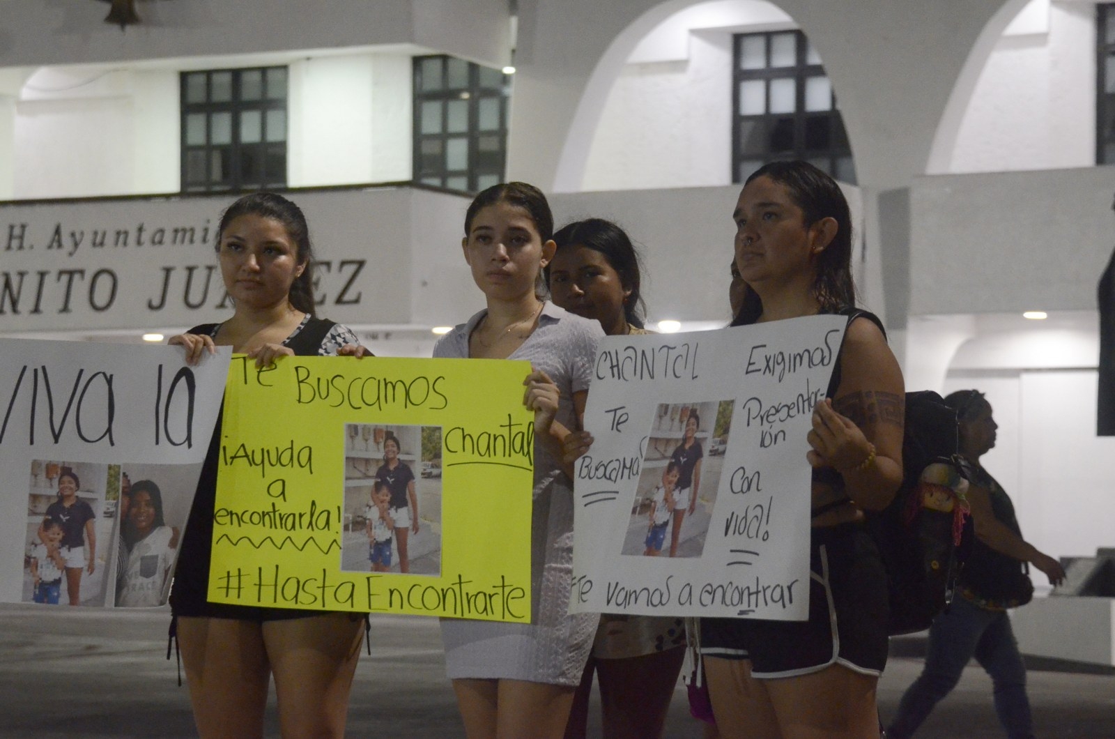 Allegados de la joven organizaron una manifestación