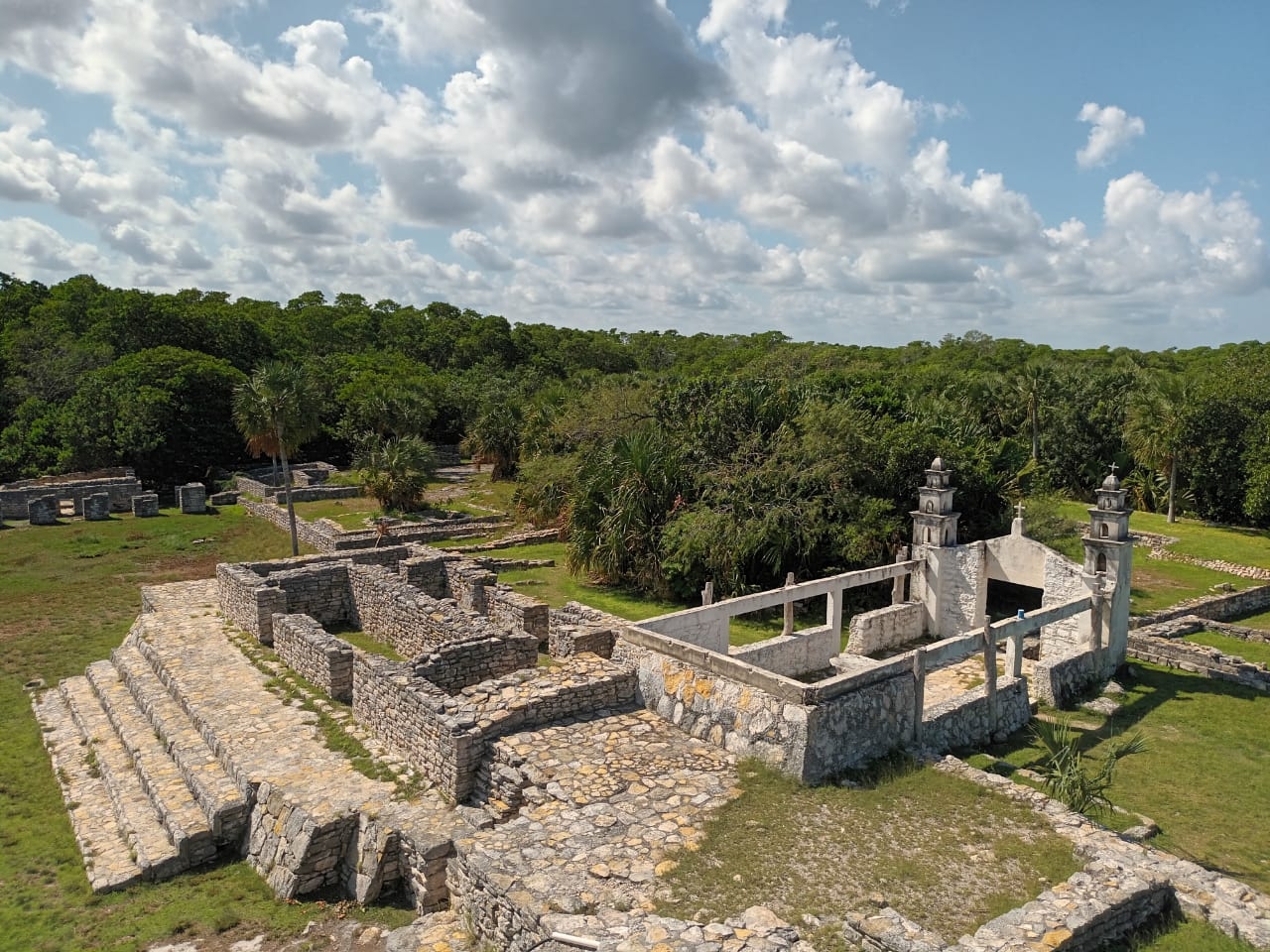 El nombre que recibe la zona proviene del idioma maya que en español significa “cocodrilo celeste”