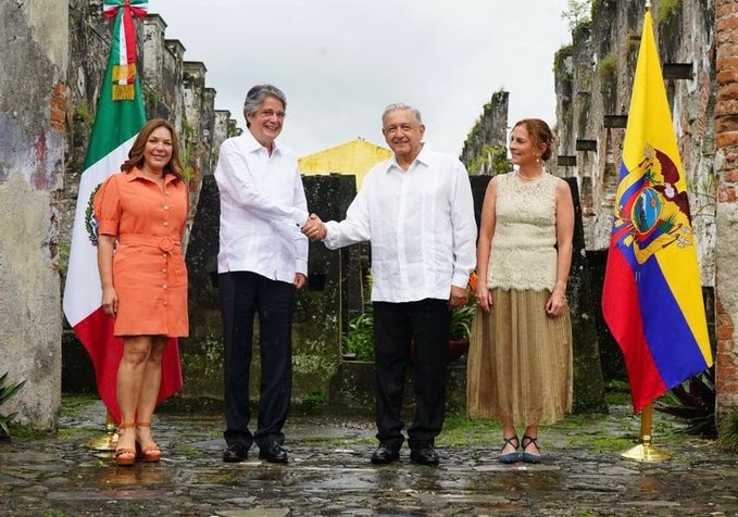 Lasso, presidente de Ecuador, viaja a México para reunirse con AMLO Lasso, presidente de Ecuador, viaja a México para reunirse con AMLO