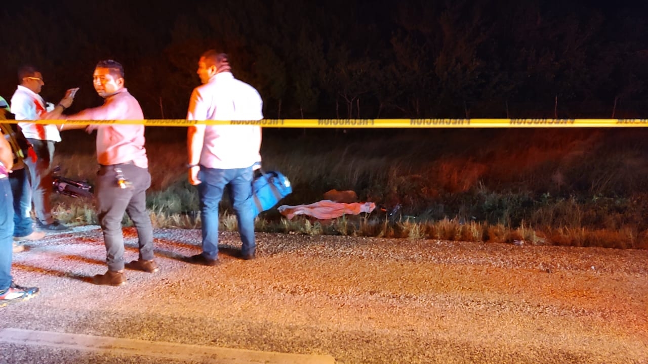 Accidente deja dos muertos y cuatro heridos en la carretera costera del Golfo, en Ciudad del Carmen
