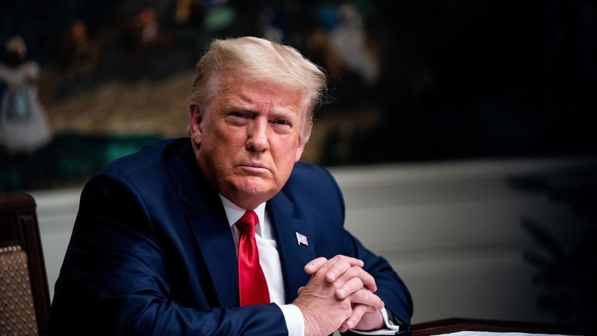 Periodista de EU que acusa a Trump de violación en los 90 relanza su demanda