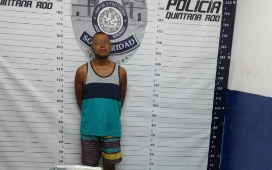 El sujeto identificado como Aldo "N" y fue puesto a disposición de las autoridades correspondientes