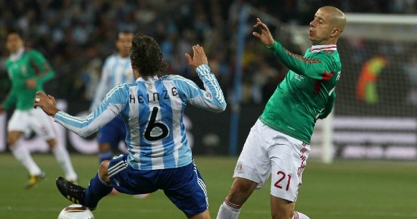 Bofo Bautista llama "meseros" a los argentinos Bofo Bautista llama "meseros" a los argentinos