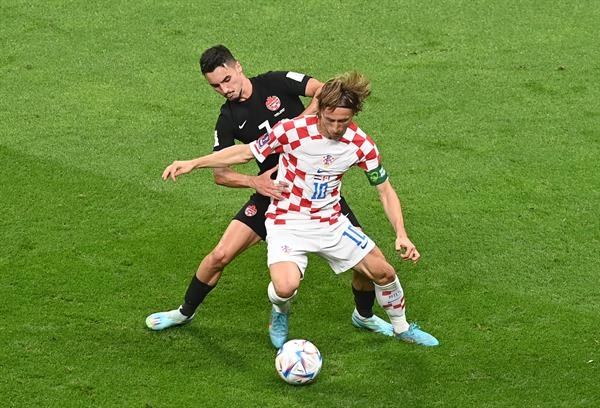 Croacia remonta a Canadá al medio tiempo Croacia remonta a Canadá al medio tiempo