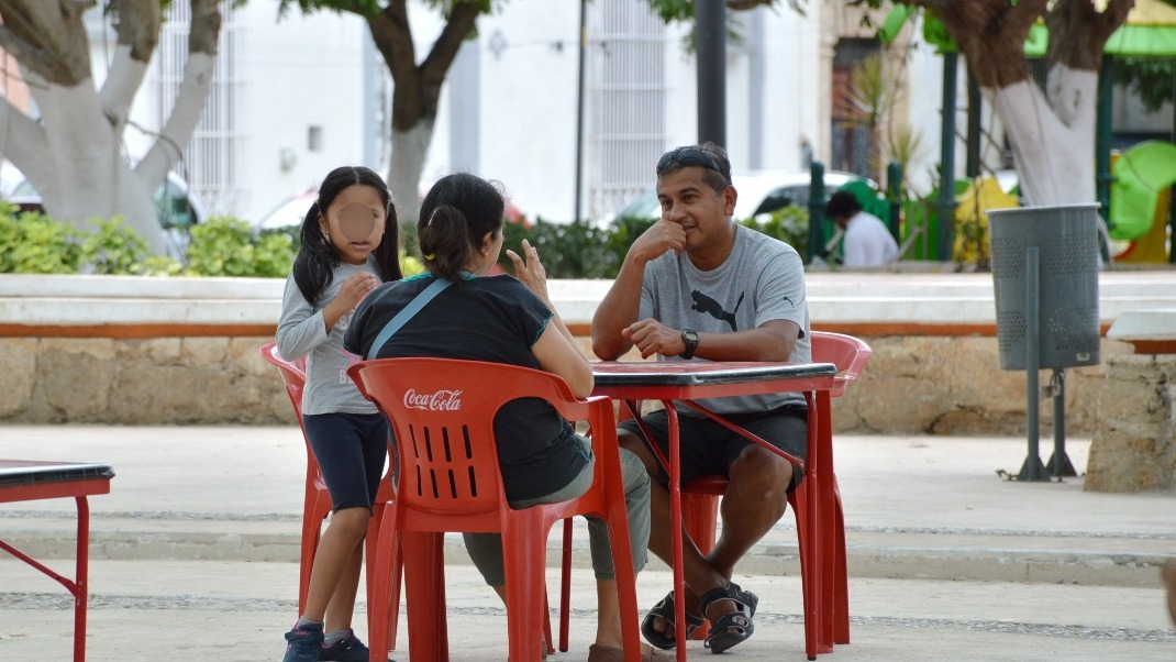 Algunos campechanos comentaron que prefieren ir a espacios más económicos y elegir en la carta los platillos cuyos precios se ajusten a sus carteras