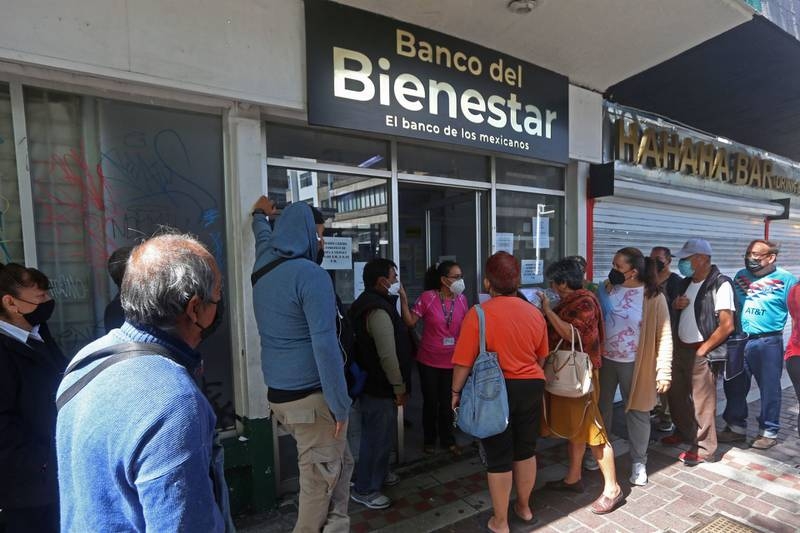 Los adultos mayores que reciben la Pensión del Bienestar en la Ciudad de México tienen hasta el 15 de abril para obtener una nueva tarjeta donde recibirán sus pagos.