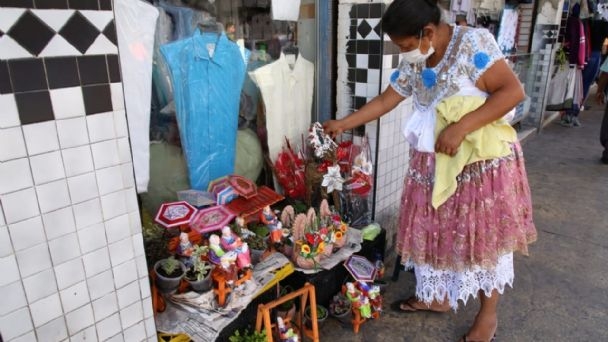 Vendedores ambulantes de Mérida pagan por "derecho de piso"