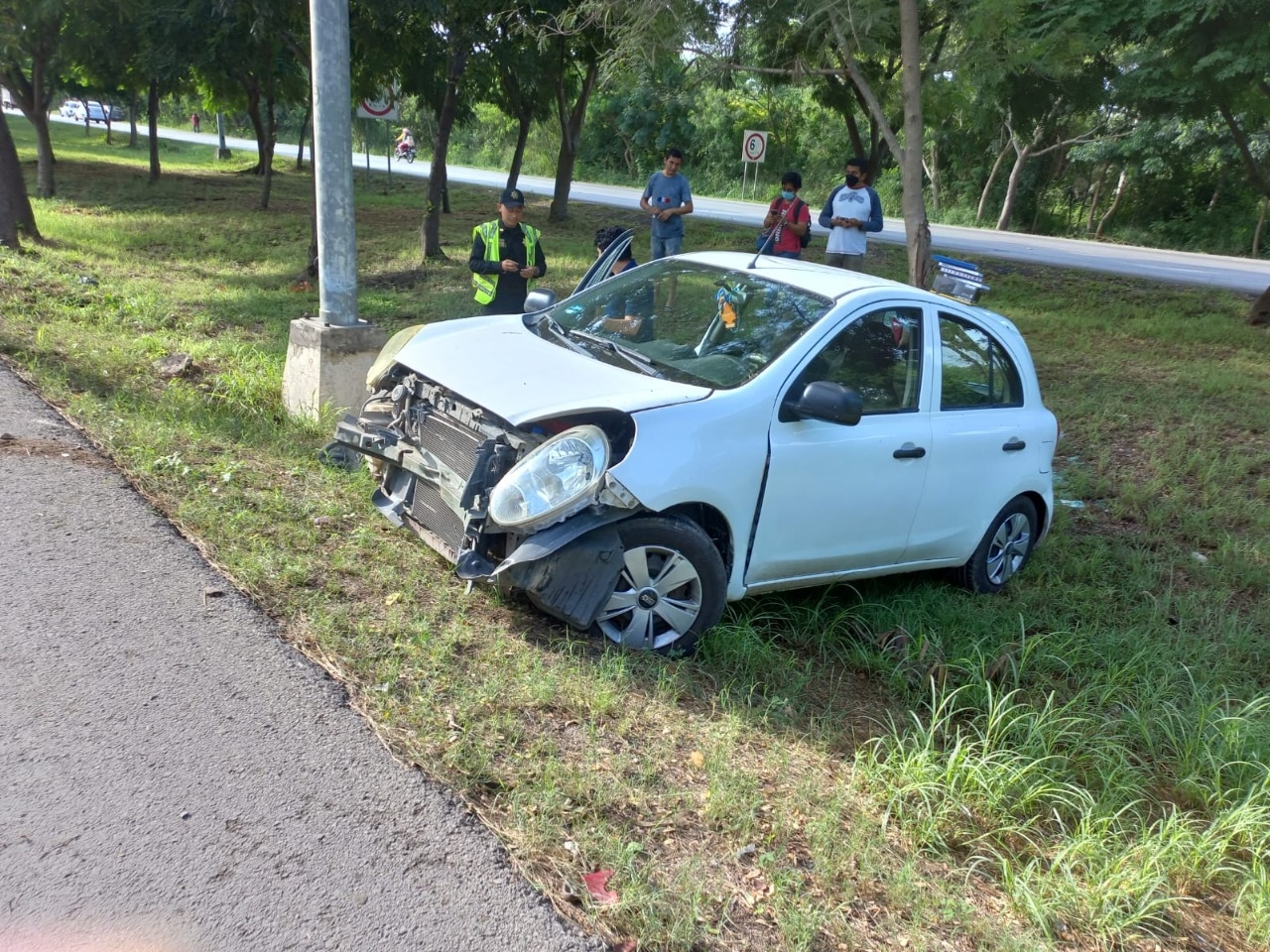 Una mancha de aceita sobre la cinta asfáltica causó el accidente Una mancha de aceita sobre la cinta asfáltica causó el accidente