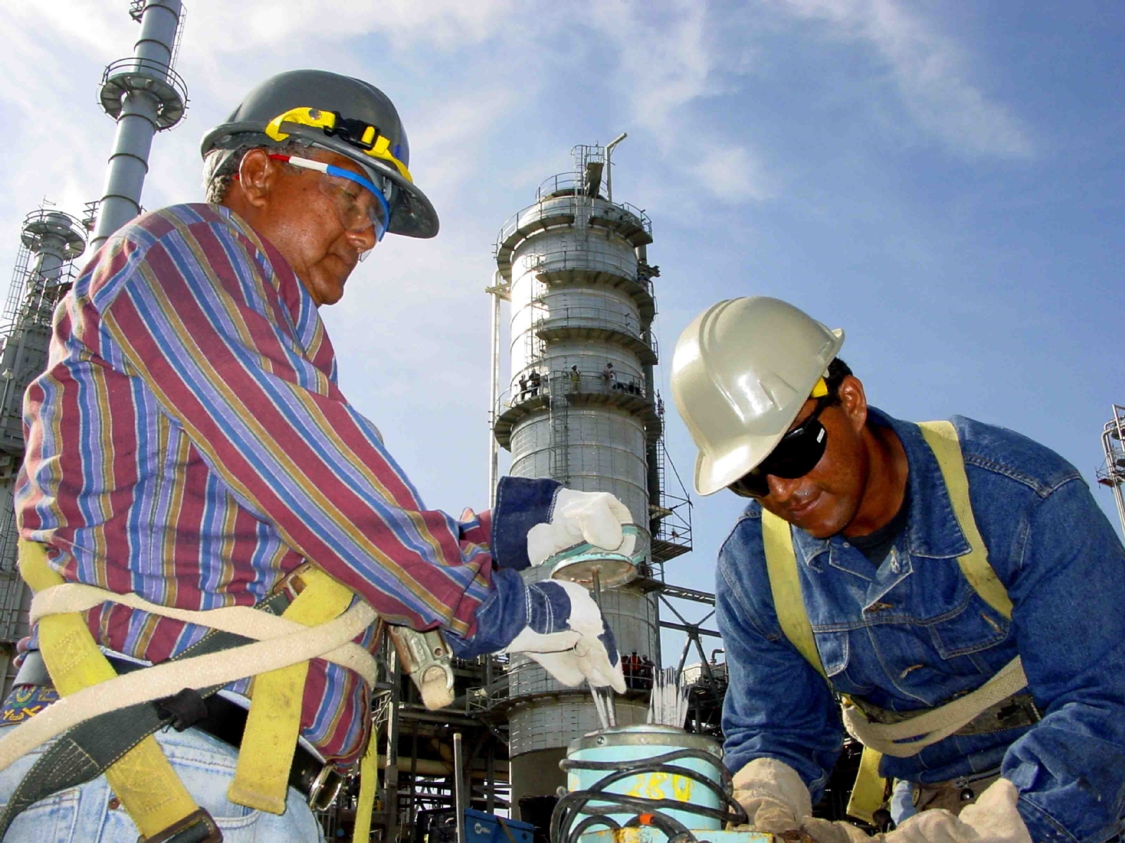 Por cada peso invertido en los 38 proyectos de exploración actuales, el Gobierno Federal recibirá a mediano plazo 4.04 pesos y 1.88 se quedarían en la Entidad.