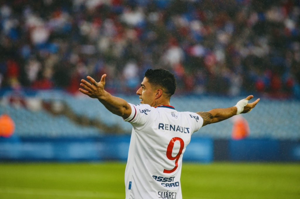 Luis Suárez se despide de su gente y Nacional celebra un nuevo título