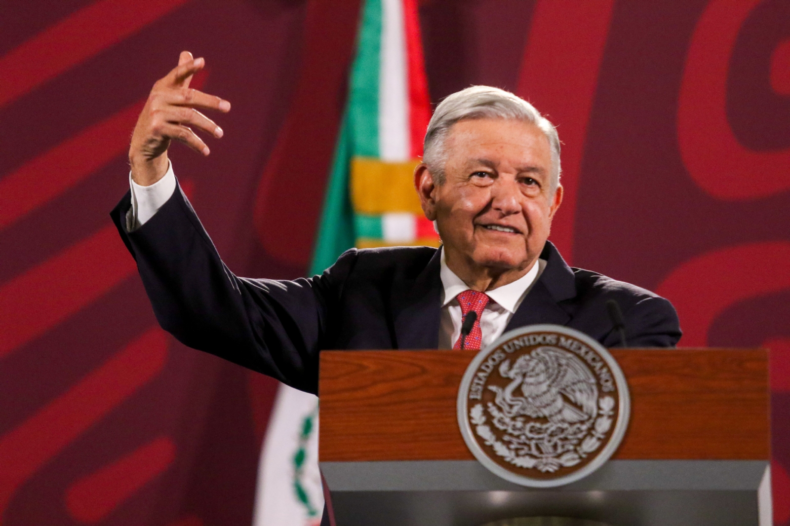 AMLO dice que hay muchas pruebas en el caso de Ariadna Fernanda  y adelantó que el gobierno de la CDMX dara un informe