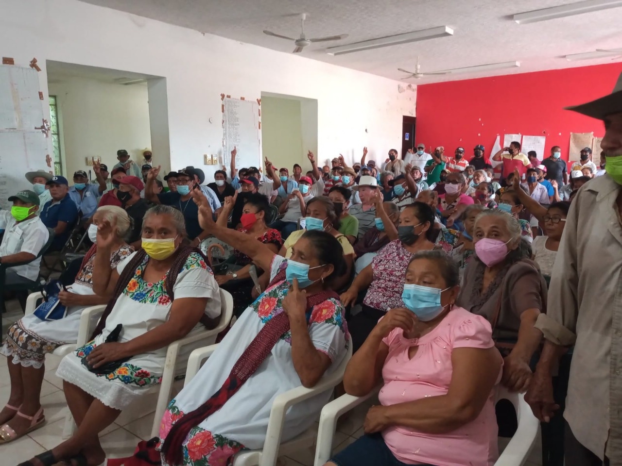 Ejidatarios de Hecelchakán en asamblea informativa Ejidatarios de Hecelchakán en asamblea informativa