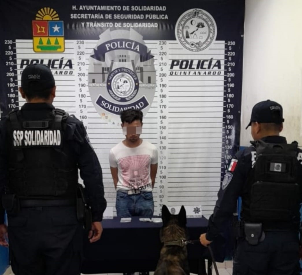 El sujeto fue detenido por posesión de sustancias ilícitas