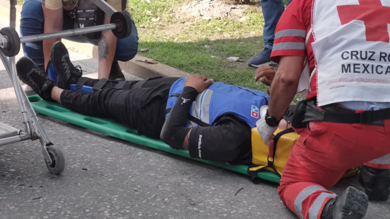 El repartidor fue trasladado de emergencia a un hospital