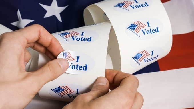 Para ganar la mayoría en el congreso de Estados Unidos se necesitan 51 escaños.