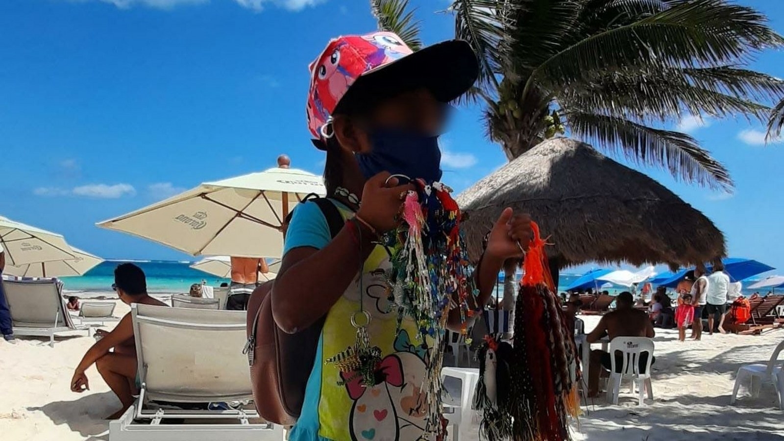 Preparan acciones para inhibir la presencia de niños vendiendo en la Quinta Avenida y zona turística