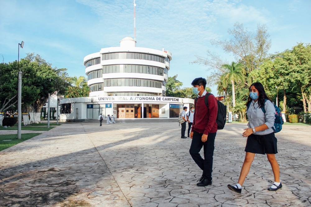 La investigación en contra de la exrectora de la Universidad Autónoma de Campeche (UAC) Cindy Saravia López, continúan