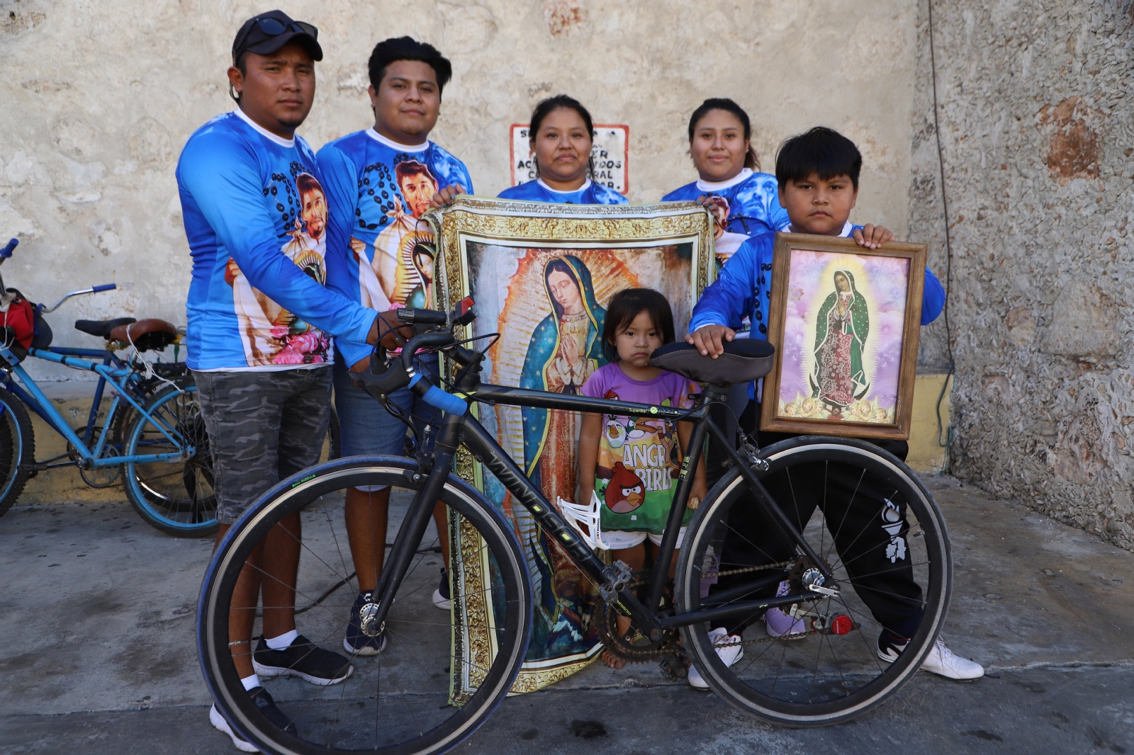 La familia Be Dzib recorre 540 kilómetros desde Tulum hasta Mérida como una manda