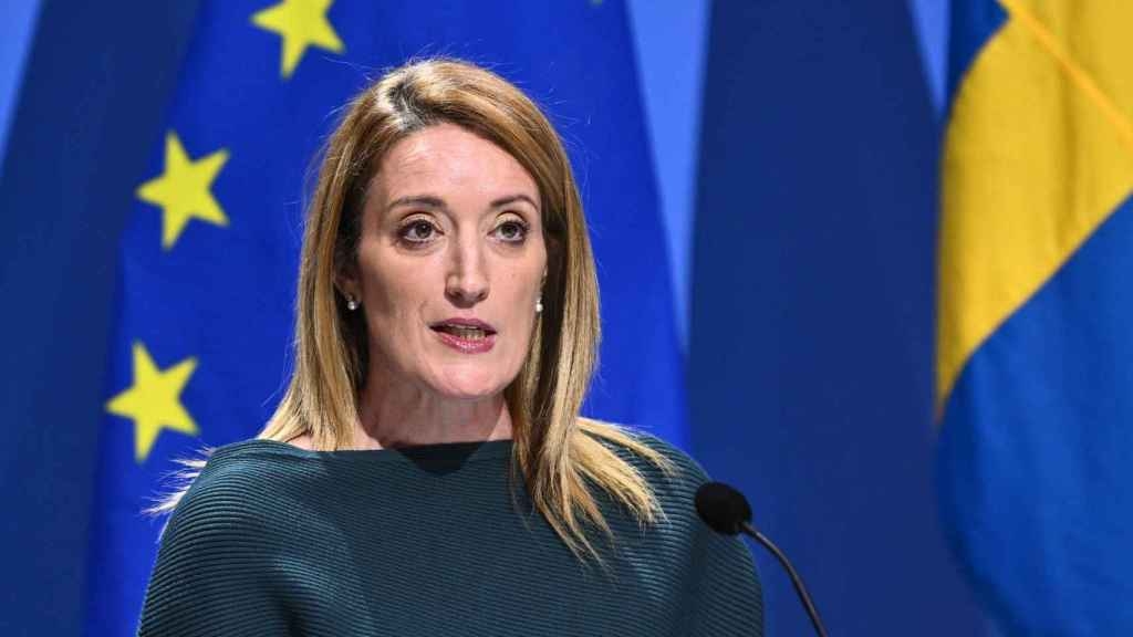 El Parlamento Europeo suspende a la vicepresidenta Eva Kaili por los presuntos sobornos de Qatar El Parlamento Europeo suspende a la vicepresidenta Eva Kaili por los presuntos sobornos de Qatar