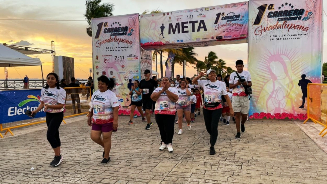 Algunos prefirieron participar en la caminada de 1.5 y 3 km a fin de realizar una activación física