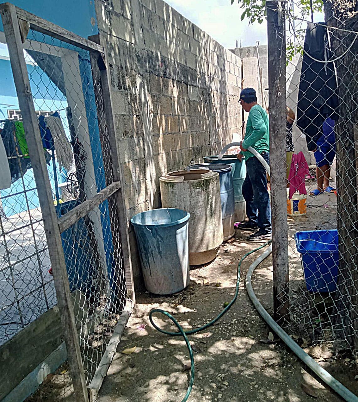La escasez de agua en algunas colonias es un problema que se ha ido agravando en Ciudad del Carmen