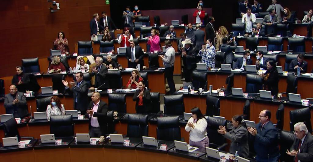 Postura del coordinador de Morena es derrotada; no se acepta la gran mayoría de las correcciones a la minuta de la Cámara Baja