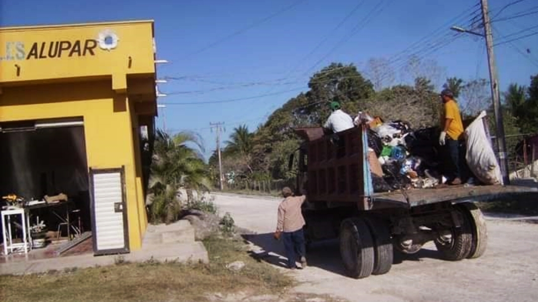 También, hay personas a favor que prevén mejoras en el servicio.