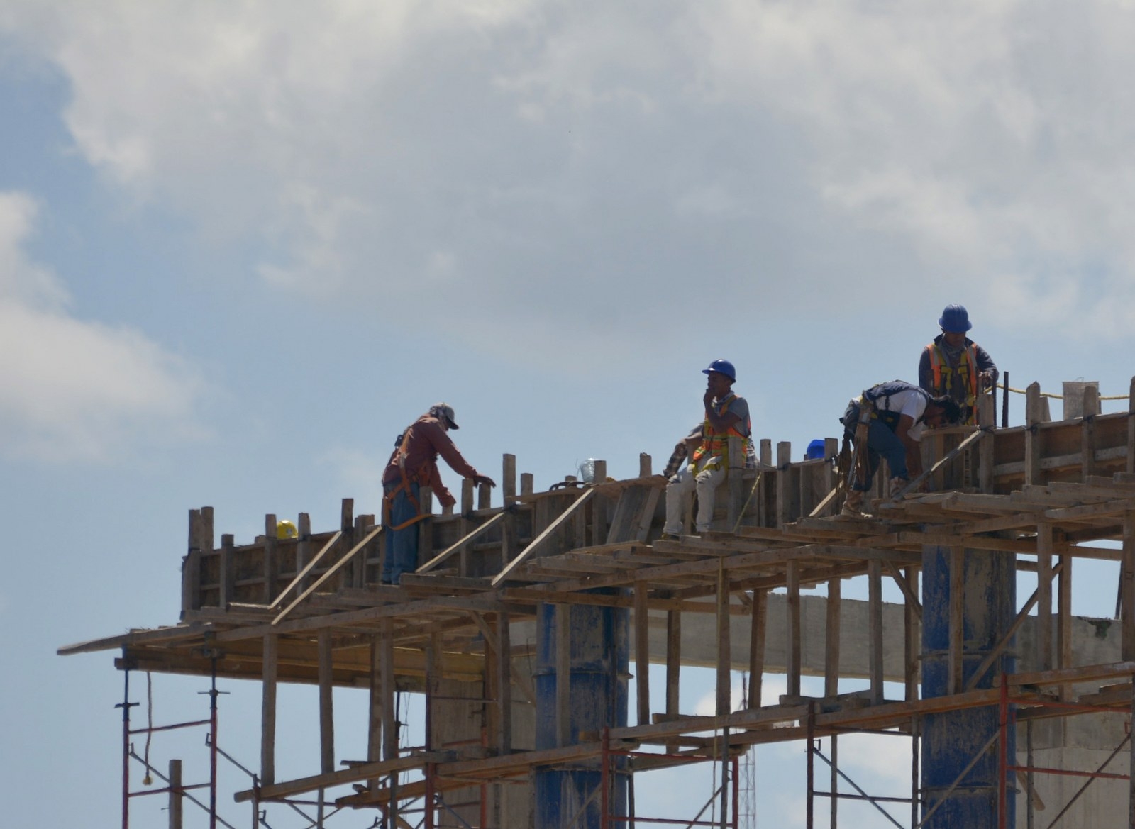 Empresa Steelex intenta ocultar muerte de un obrero en Cancún