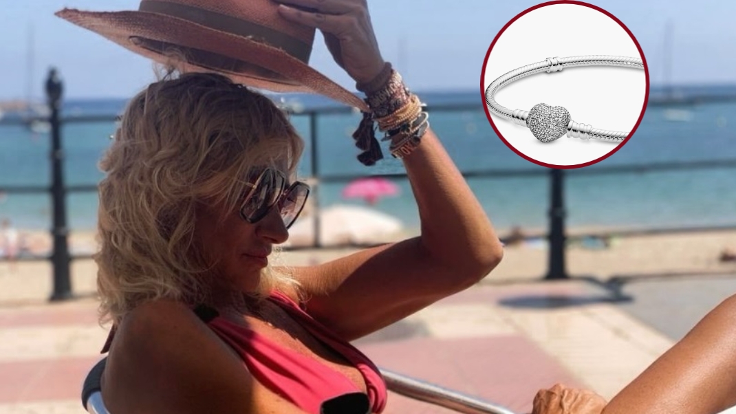La pulsera es de marca Pandora y cuesta más de 2 mil pesos