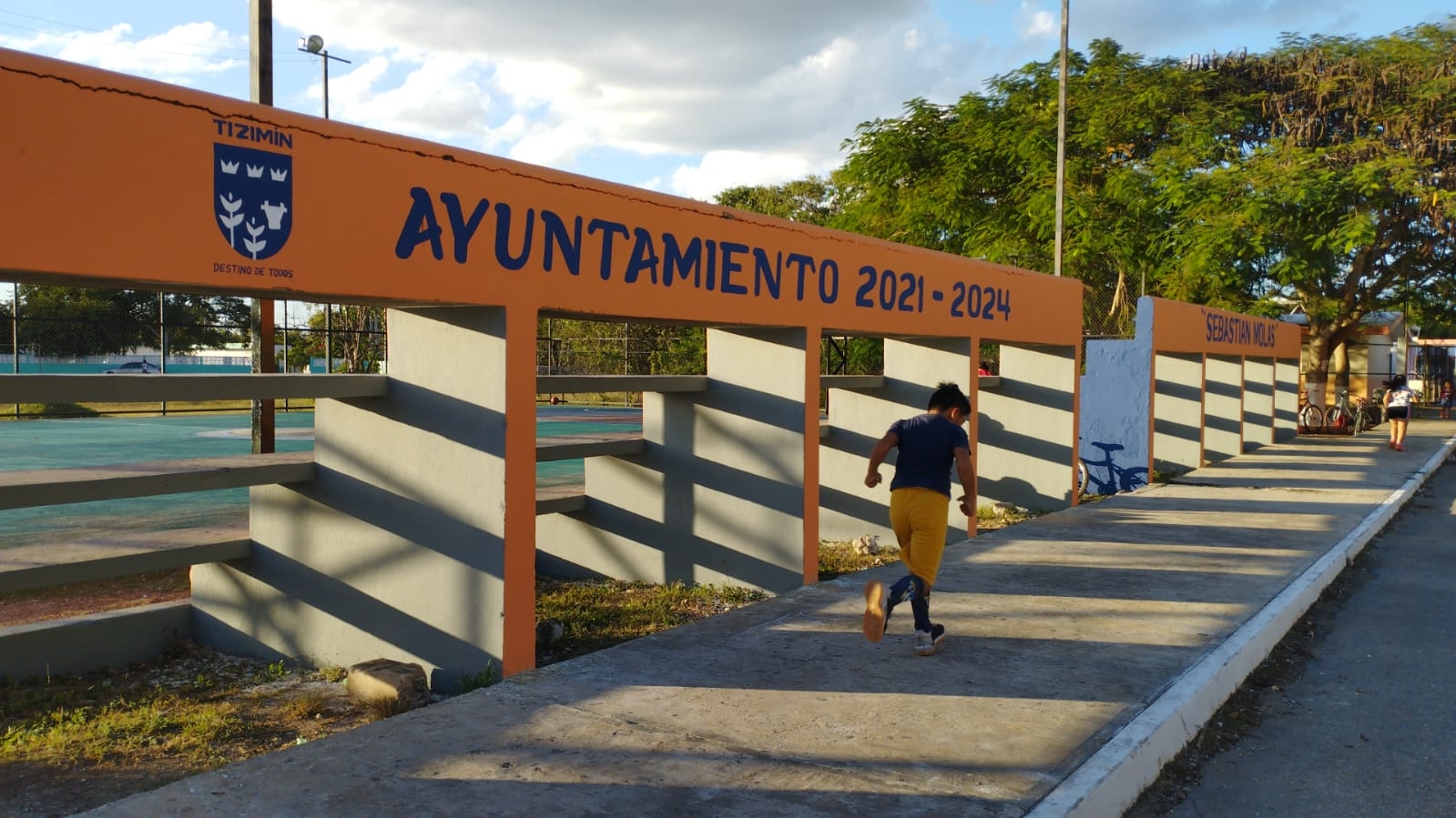 Los deportistas le habían dado mantenimiento a la cancha tras el olvido del Ayuntamiento Los deportistas le habían dado mantenimiento a la cancha tras el olvido del Ayuntamiento
