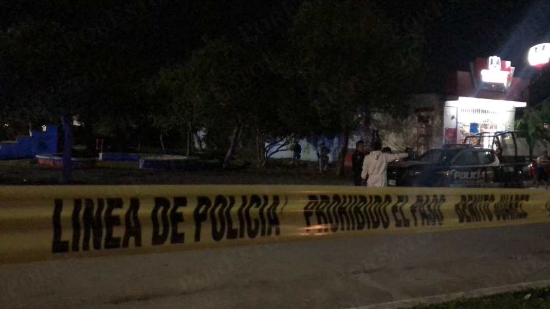 El hombre quedó muerto en el lugar, mientras que los atacantes huyeron en una moto El hombre quedó muerto en el lugar, mientras que los atacantes huyeron en una moto