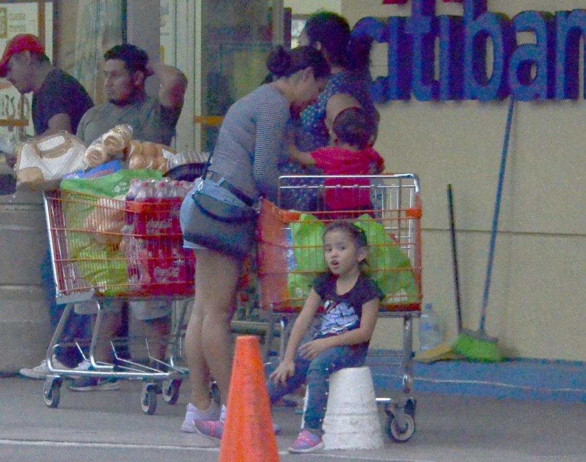 Los principales supermercados han lucido abarrotados Los principales supermercados han lucido abarrotados