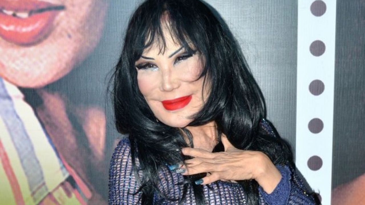 Lyn May se publica sin ropa en Instagram