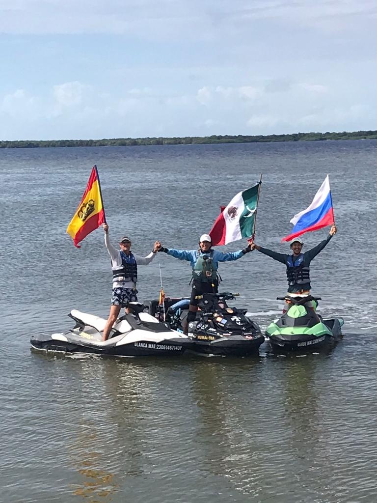 El español Álvaro de Marichalar hizo una parada en Cancún, en su vuelta al mundo sobre la embarcación más pequeña El español Álvaro de Marichalar hizo una parada en Cancún, en su vuelta al mundo sobre la embarcación más pequeña