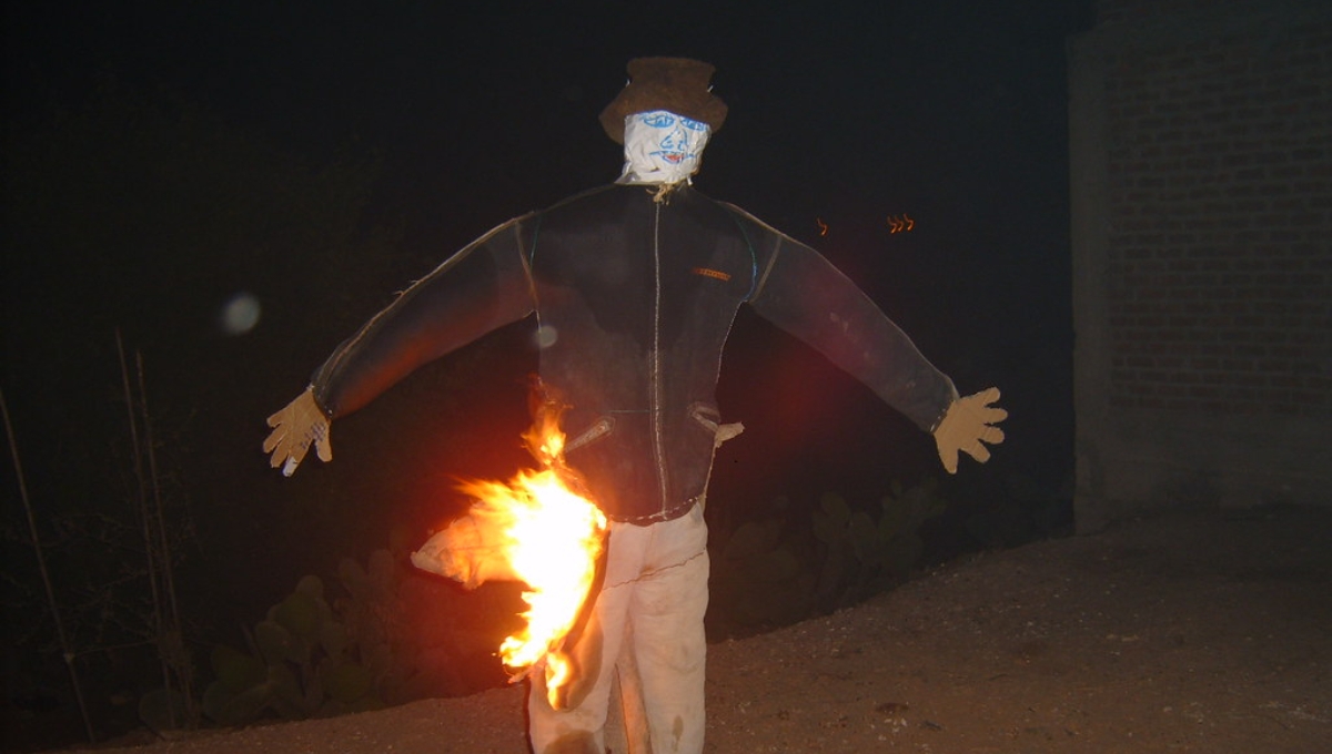 El muñeco de Año Viejo es tradición en todo México El muñeco de Año Viejo es tradición en todo México