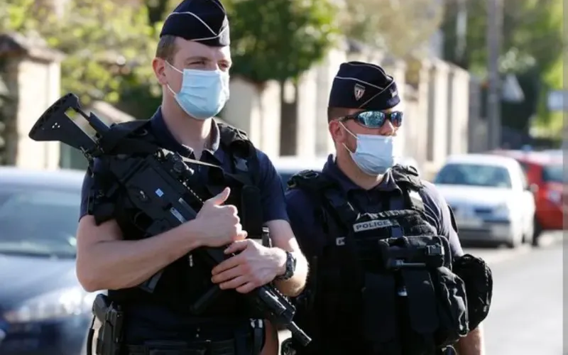 Hallan a dos bebés muertos dentro de un congelador en Francia Hallan a dos bebés muertos dentro de un congelador en Francia