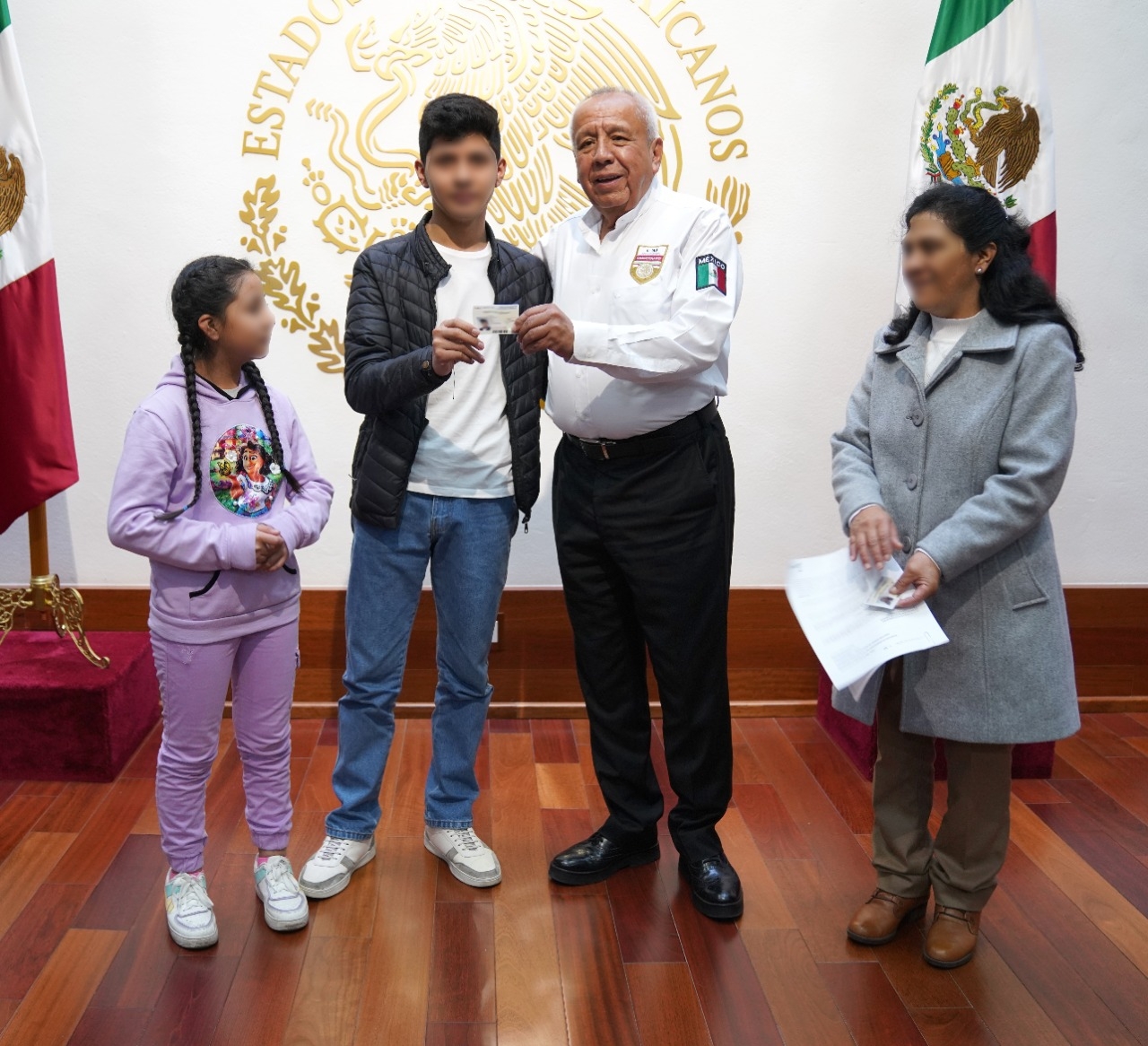 La esposa e hijos del expresidente de Perú pidieron asilo a México tras crisis política. La esposa e hijos del expresidente de Perú pidieron asilo a México tras crisis política.