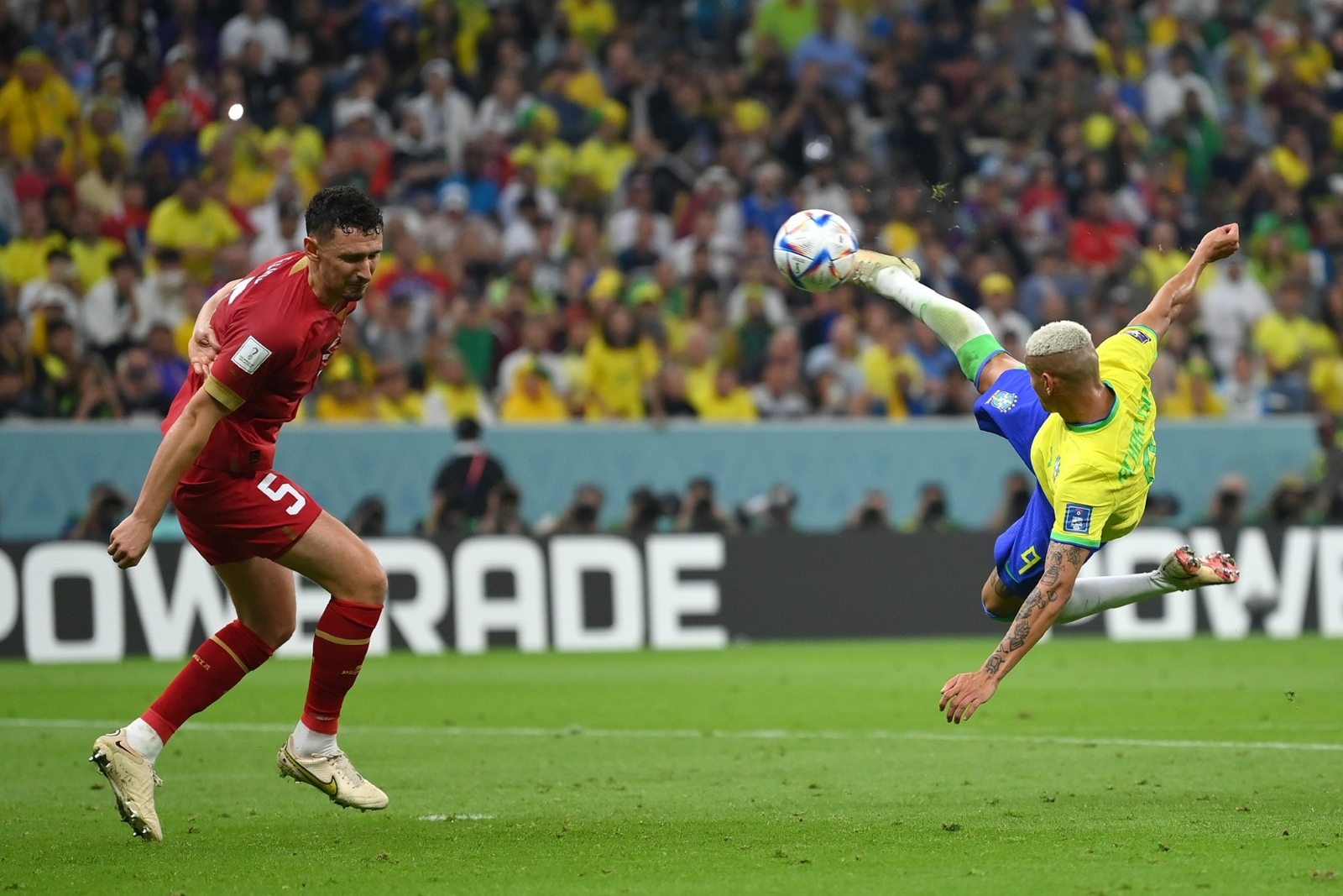 Richarlison venció a Luis Chávez en la votación por el gol más bonito del Mundial de Qatar 2022 Richarlison venció a Luis Chávez en la votación por el gol más bonito del Mundial de Qatar 2022