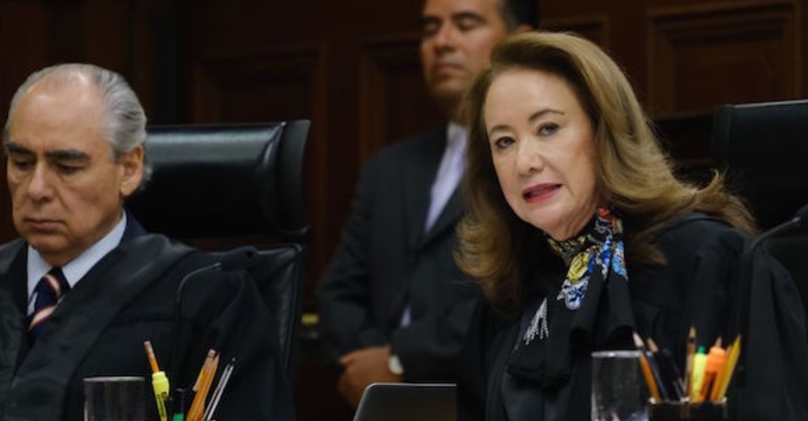 Yasmín Esquivel habría sufrido el robo de ideas Yasmín Esquivel habría sufrido el robo de ideas