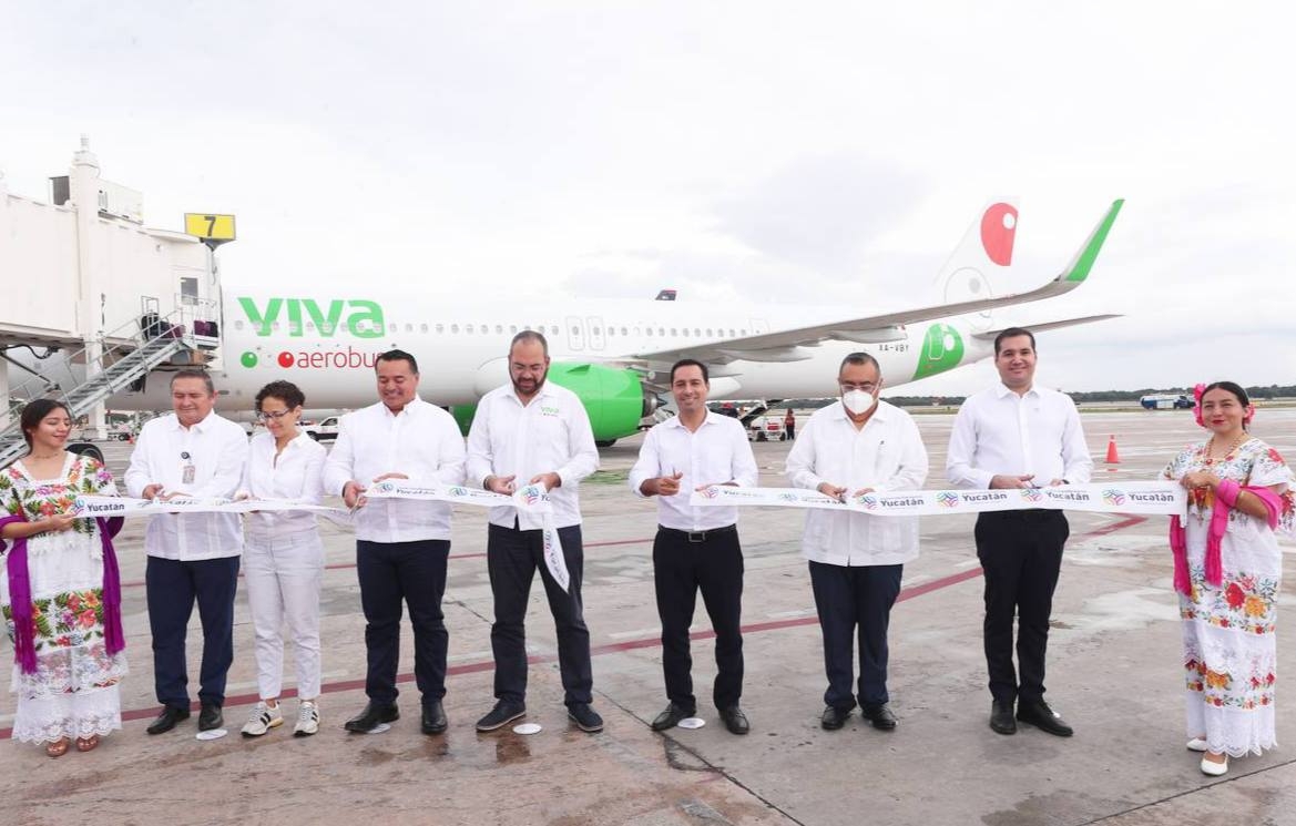 Entregaron un certificado al pasajero 3 millones, Alberto Flores Torres