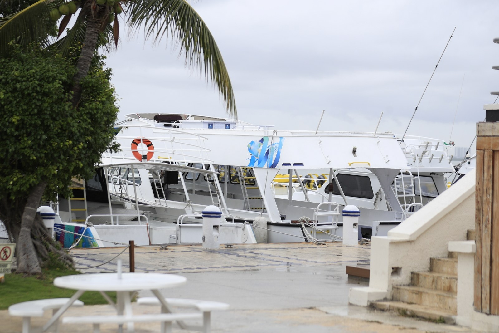 Aunque pronosticaban operar del 80 al 90 por ciento, debido al clima, el puerto se mantuvo cerrado tres días