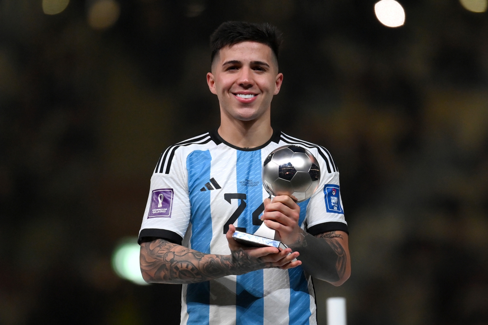Benfica ha recibido ofertas millonarias por Enzo, según la prensa de Portugal